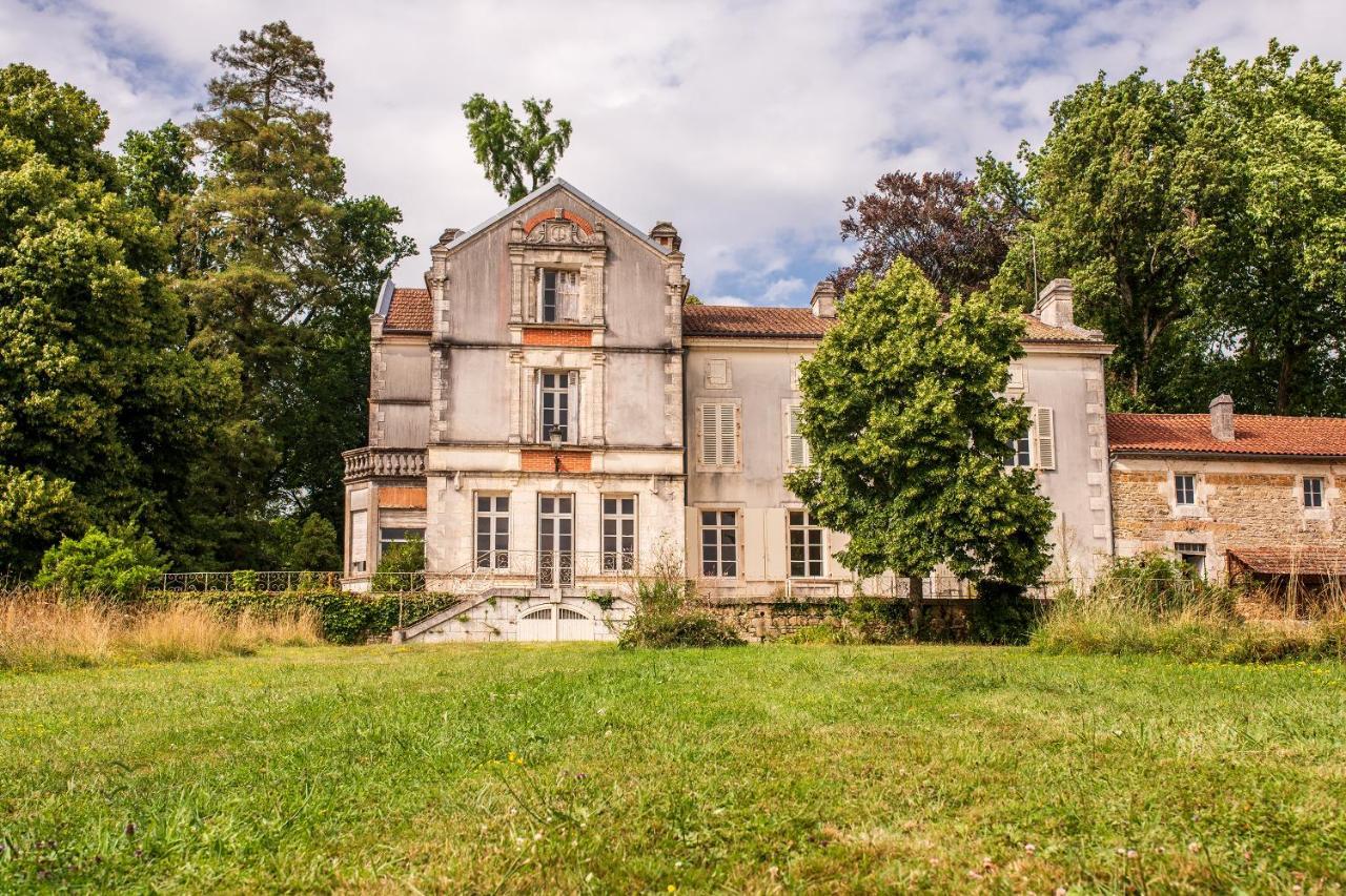 Le Domaine De Langlardie Soudat Buitenkant foto